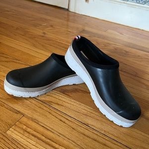 Hunter rain clogs